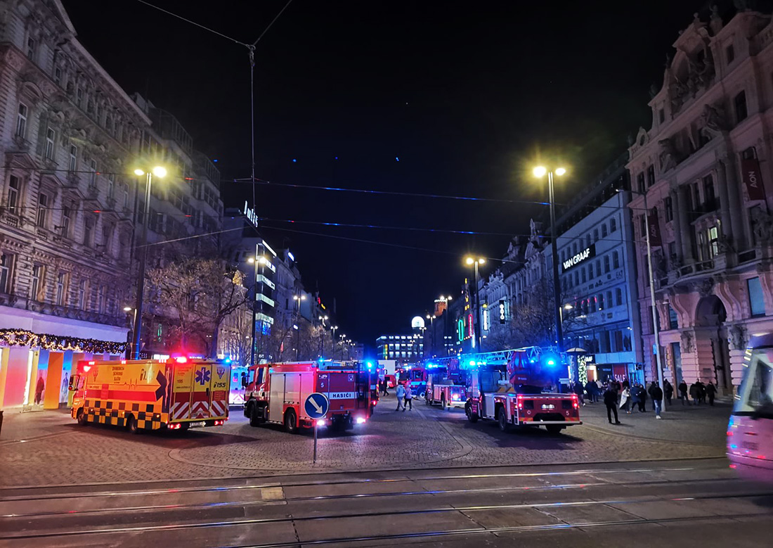 В отеле в центре Праги произошел пожар