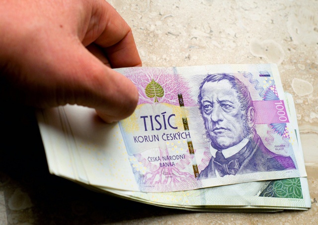 В Чехии сотрудник обменника присвоил 900 тыс. крон