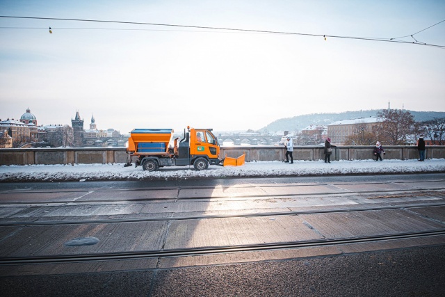 В Праге увеличат концентрацию соли на тротуарах