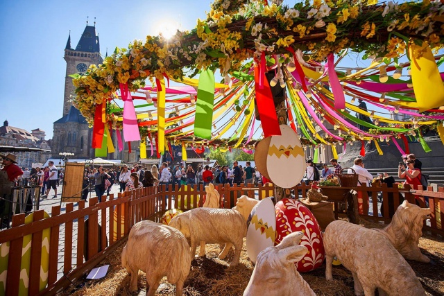 Названы даты проведения крупнейших пасхальных ярмарок в Праге