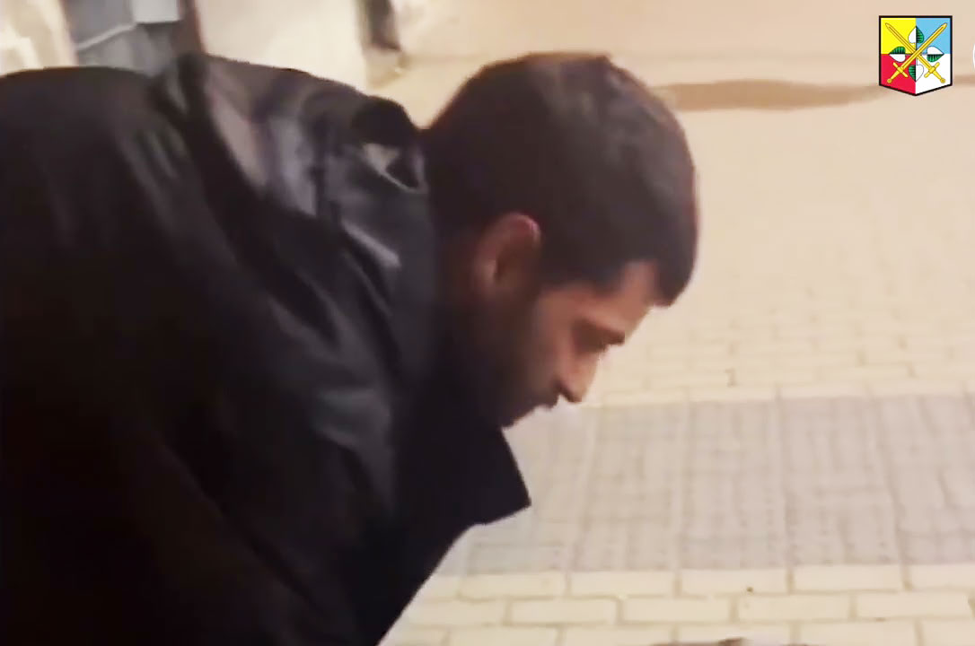 В Чехии неизвестный избивал случайных женщин на улице. Полиция просит помощи