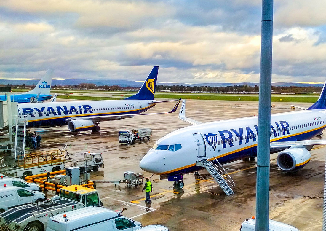 Ryanair объявил скидку 20% на рейсы из Праги
