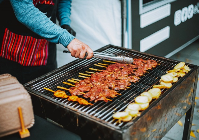 В субботу в Праге пройдет фестиваль уличной еды Street Food na Náplavce