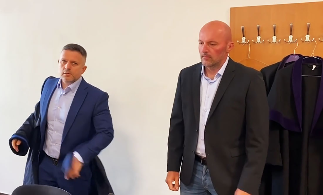 В Чехии начался суд над обвиняемым в избиении двух украинок