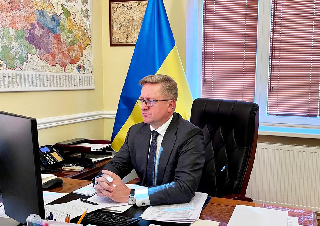 Посол Украины в Чехии: принудительного возвращения украинских мужчин на родину не будет
