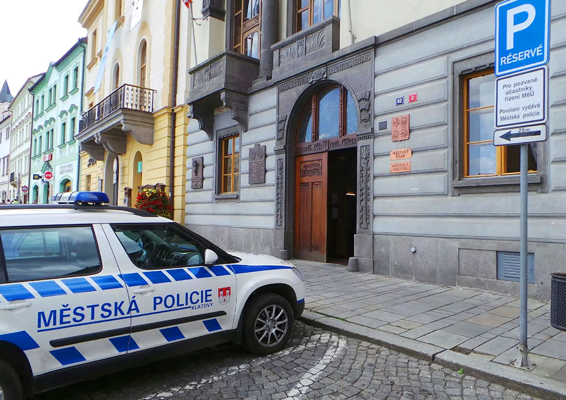 В Чехии полицейский дал пощечину вору. Теперь ему грозит тюрьма