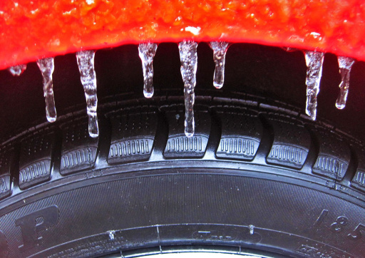 В Чехии объявлено предупреждение о ледяном дожде и гололеде