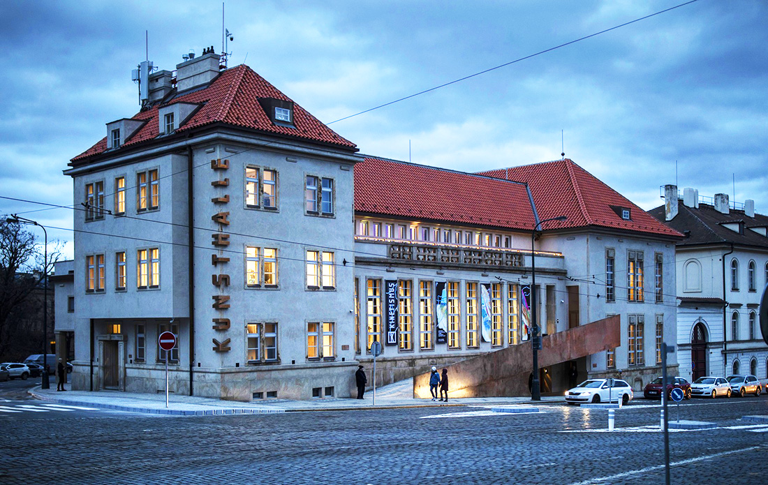 Сегодня можно бесплатно посетить галерею Kunsthalle в Праге