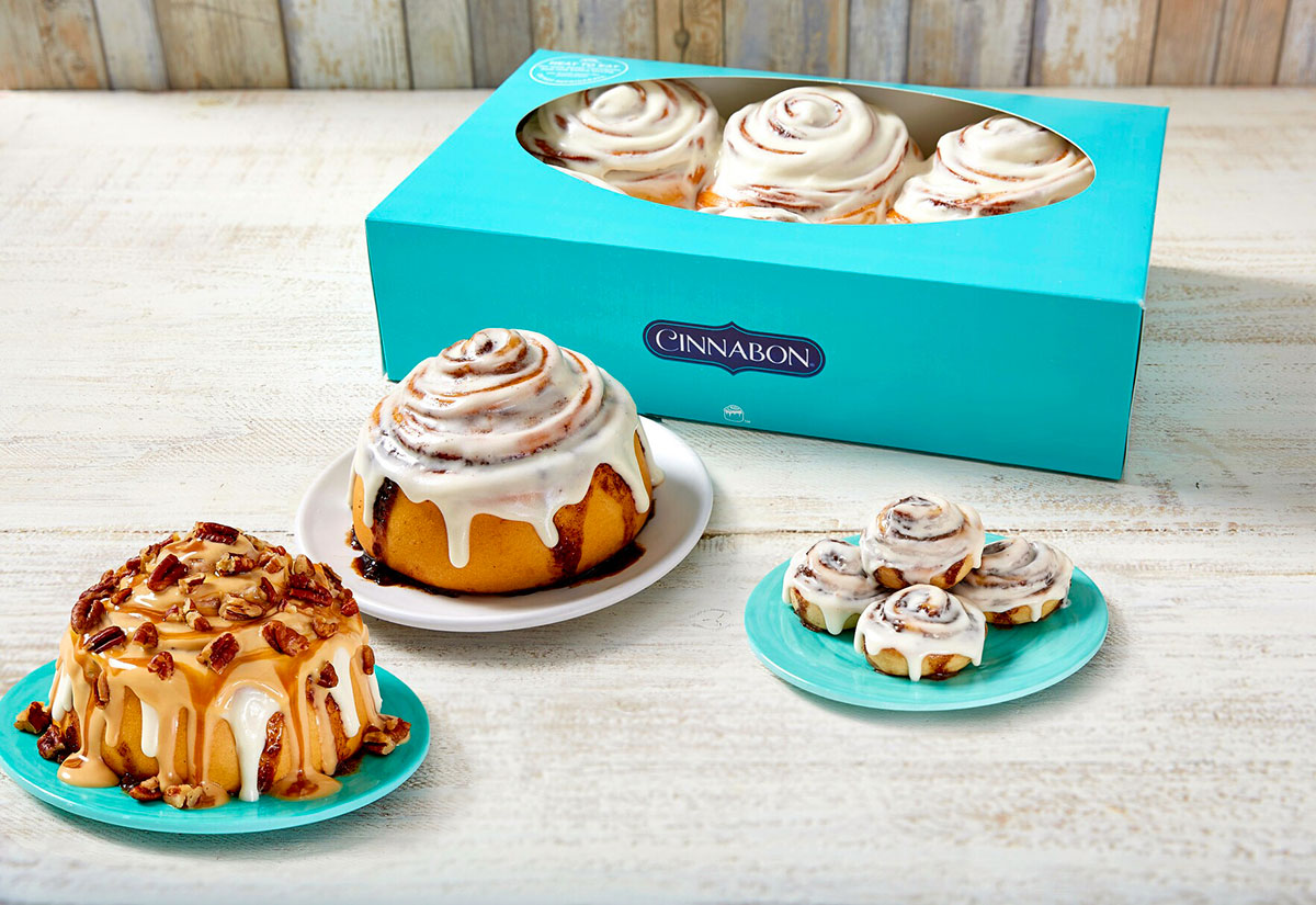 В центре Праги открылось кафе-пекарня американской сети Cinnabon 