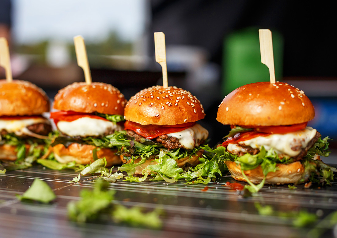 В Праге пройдет трехдневный фестиваль бургеров Burger Arena