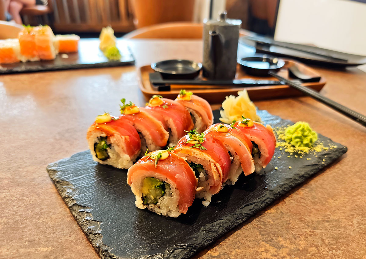 Где в Праге готовят действительно вкусные суши: наш обзор Imperial Sushi