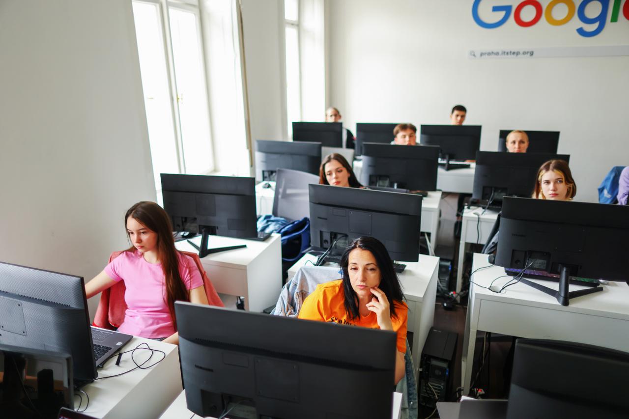 В Праге открыта запись на IT-курсы на русском и украинском языках. Есть госдотации