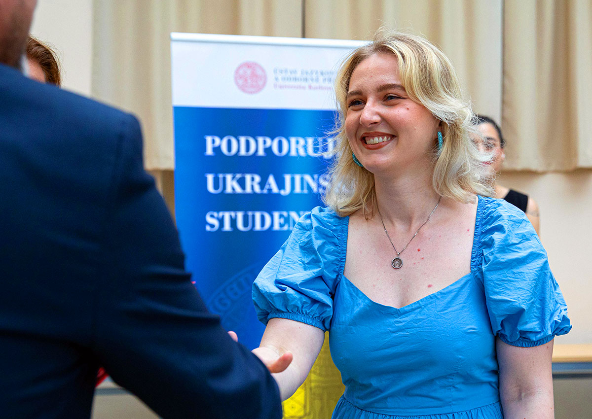 ÚJOP UK допомагає українським студентам вступити до чеських університетів