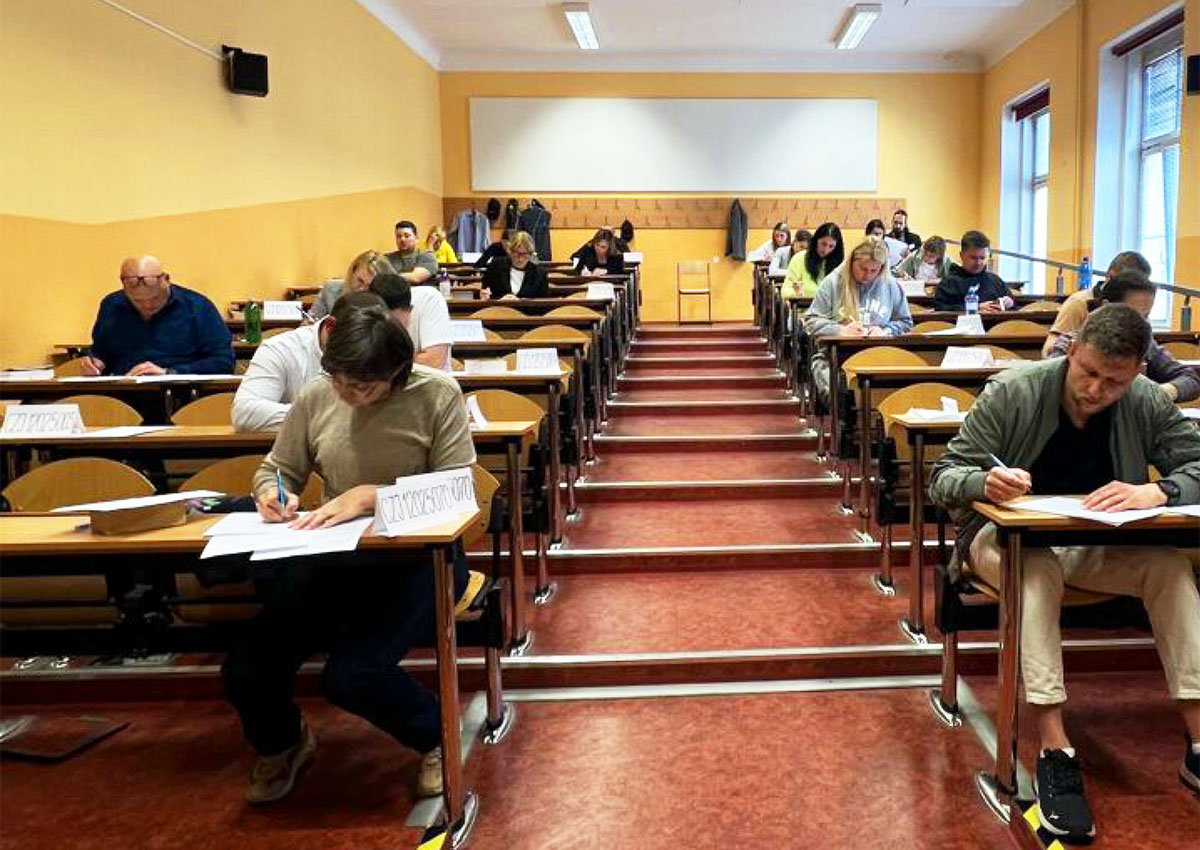 В Праге завершается регистрация на государственный экзамен по чешскому языку