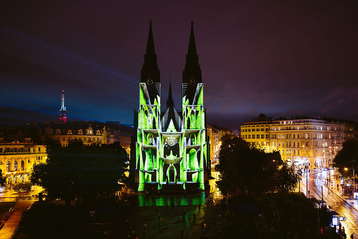 В четверг в Праге стартует фестиваль света SIGNAL 2025