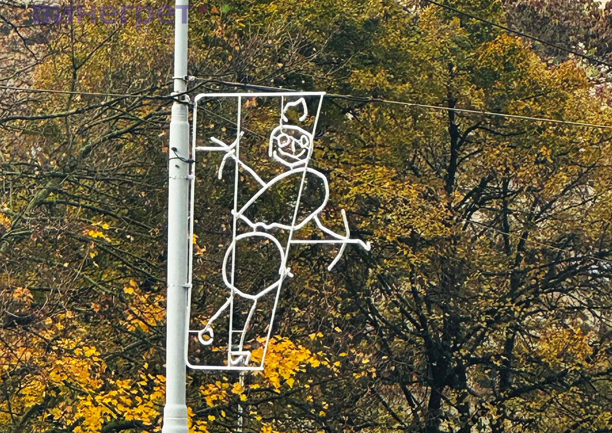 В Праге установили рождественские декорации, нарисованные детьми 