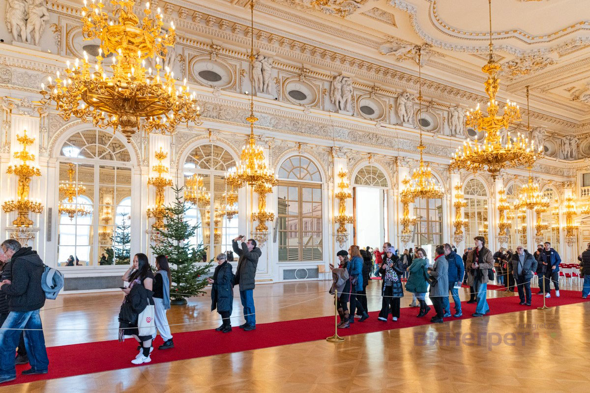 В субботу Пражский Град откроет для посещения парадные залы, украшенные к Рождеству