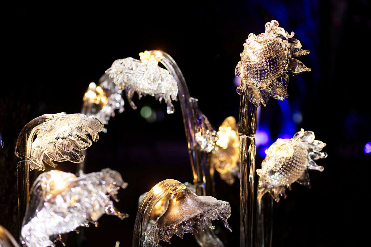 В Праге открылась интерактивная выставка под открытым небом «Хрустальный сад»