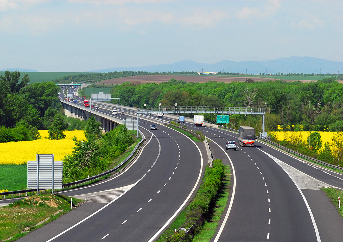 С нового 2026 года в Чехии подорожают дорожные виньетки