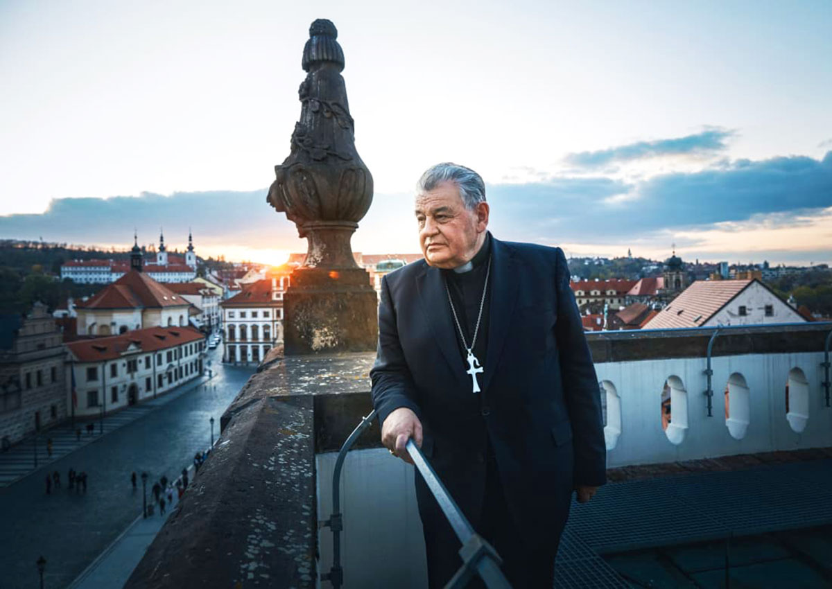 Умер кардинал и бывший архиепископ Праги Доминик Дука