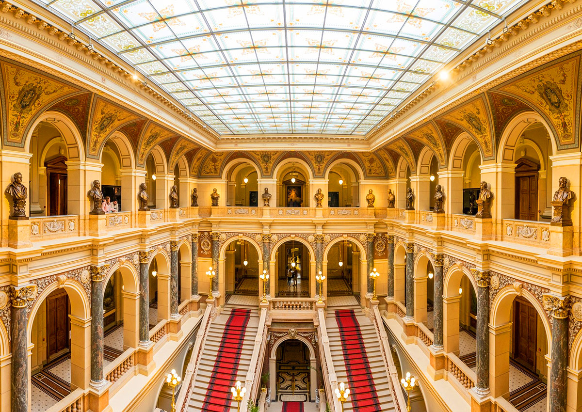Пять отделений Национального музея в Праге можно будет посетить бесплатно