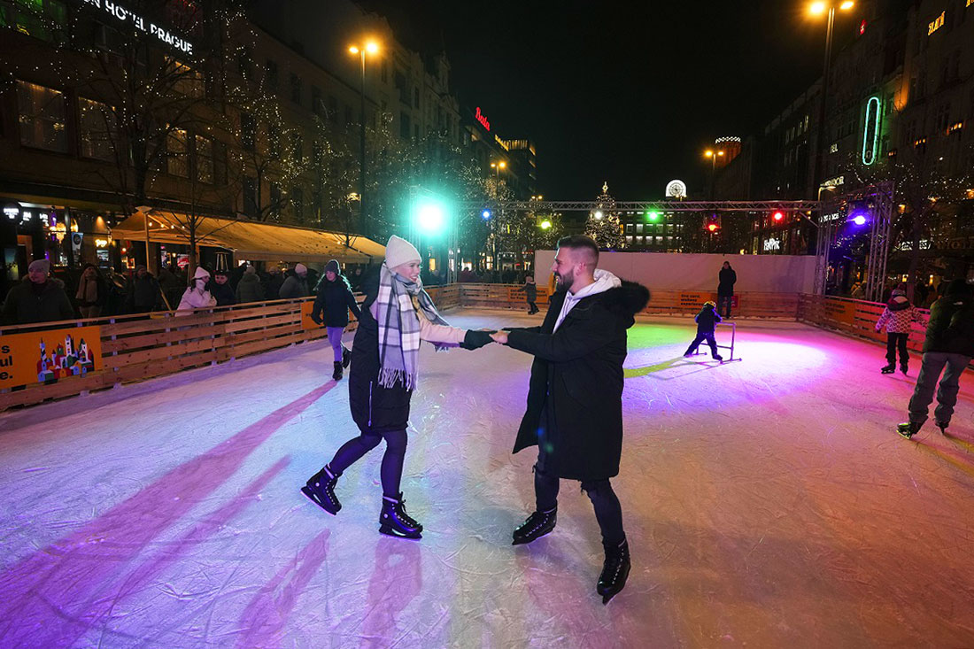 На Вацлавской площади Праги зальют каток
