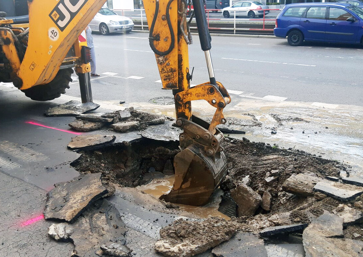 Из-за аварии без водоснабжения в Праге остались 30 тыс. человек