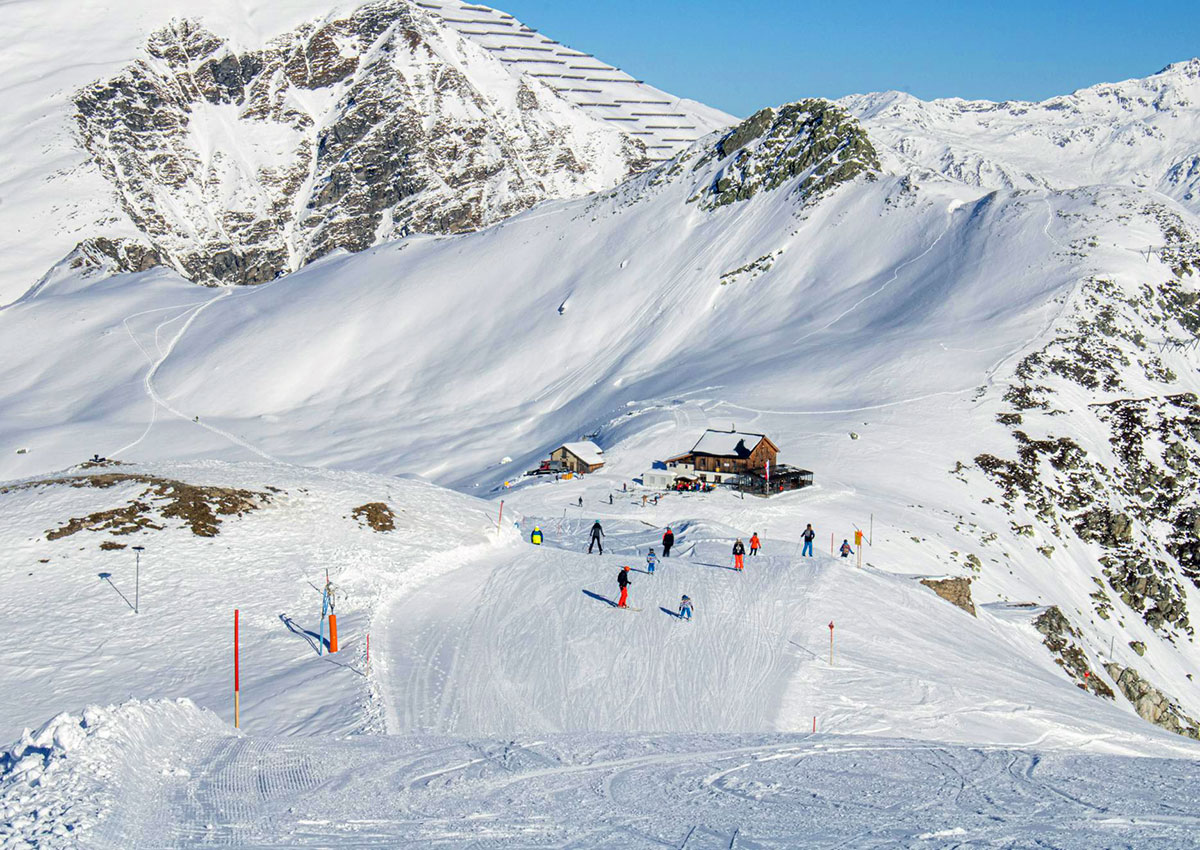 На горнолыжном склоне в Австрии погиб чешский учитель