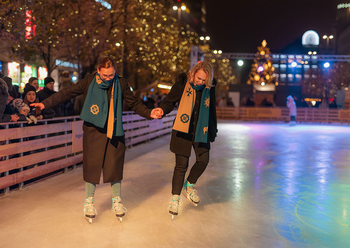 На Вацлавской площади Праги открылся каток