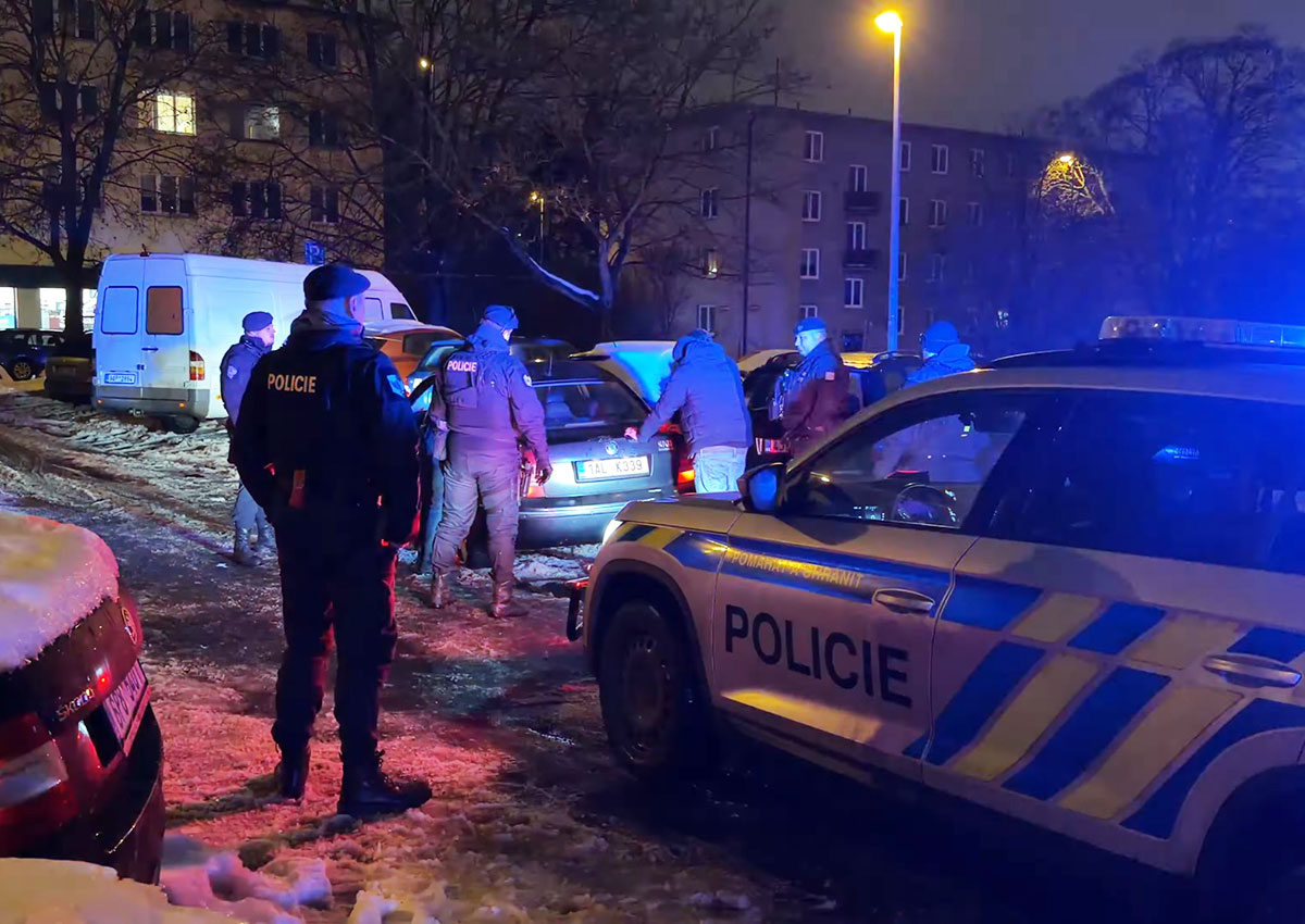 Полицейская погоня в Праге завершилась стрельбой