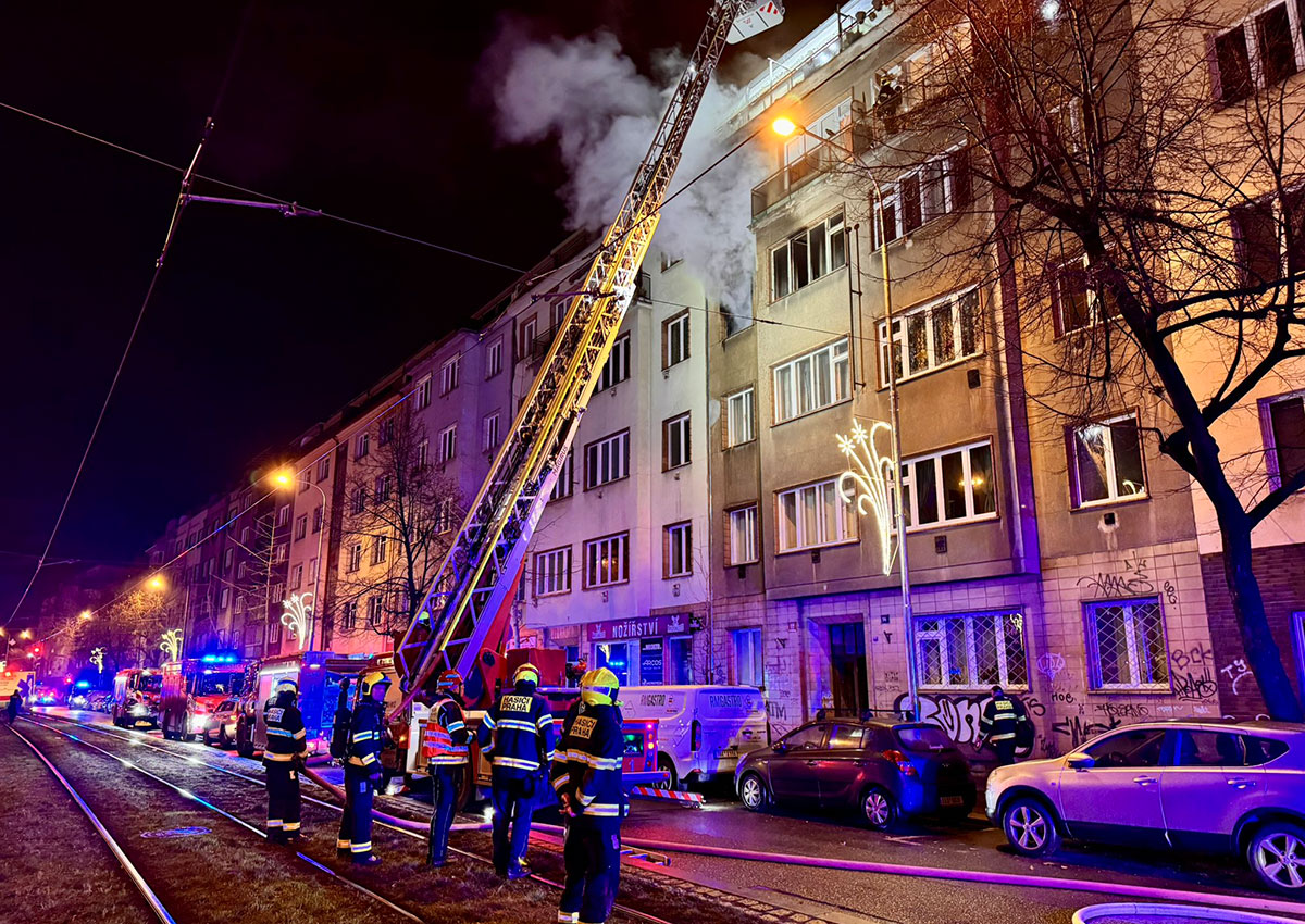 В Праге в новогоднюю ночь горела квартира