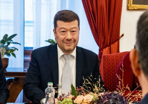 Томио Окамура хочет возобновить закупку российских нефти и газа