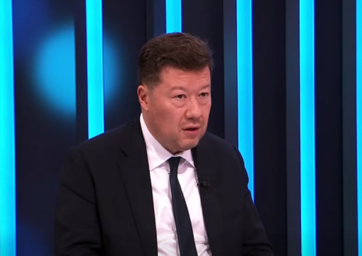 Окамура под благим предлогом предложил отменить пособия для украинцев