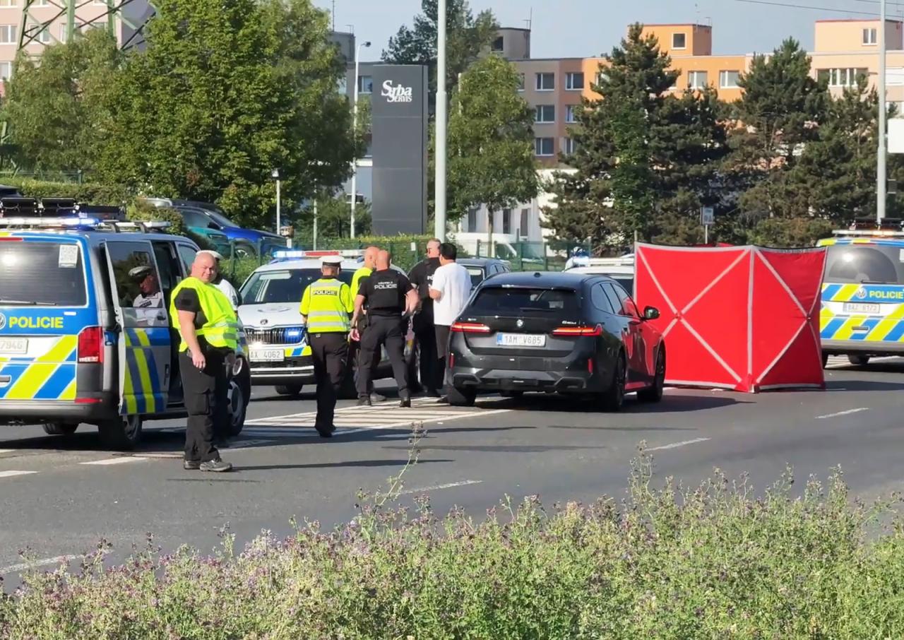 В Праге водитель BMW под наркотиками насмерть сбил пешехода