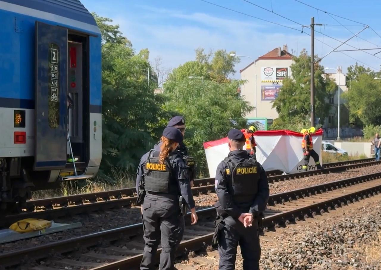 В Праге поезд насмерть сбил человека