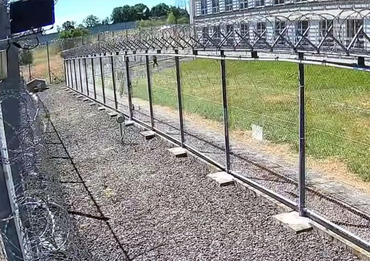 В Чехии заключенные попытались сбежать из тюрьмы: видео