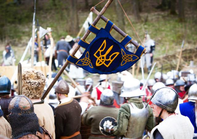Фото: средневековые рыцари сразились при Либушине