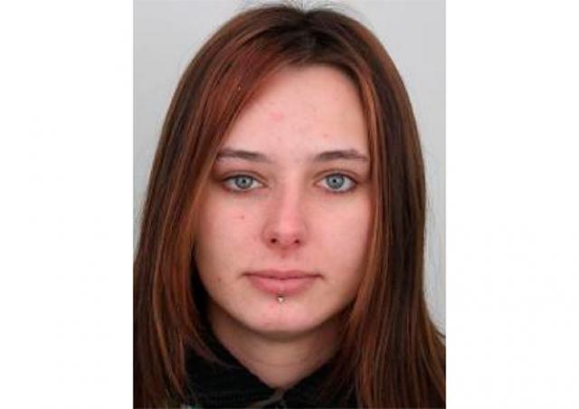 Полиция Праги разыскивает опасную психически больную девушку