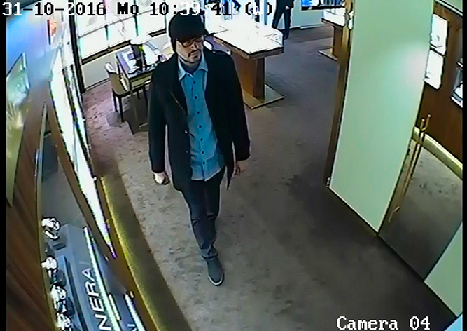 Ограбление пражского магазина элитных часов попало на видео