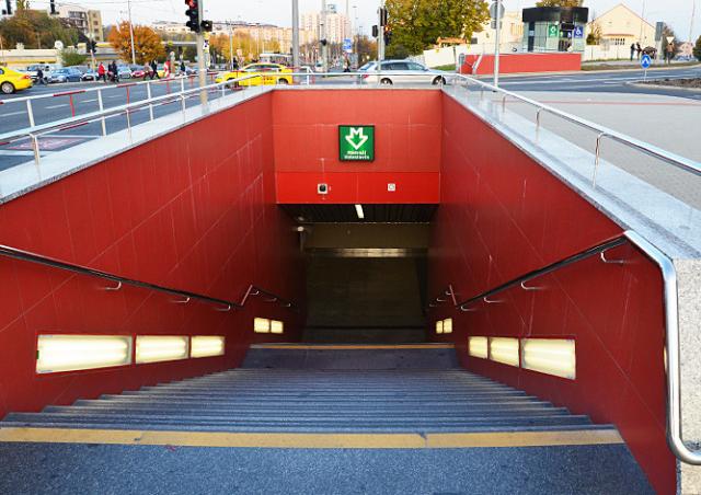 Критикуемая станция метро Nádraží Veleslavín в Праге получит эскалатор